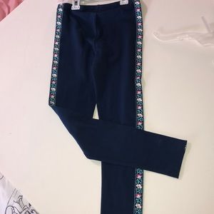 Girls embroidered leggings